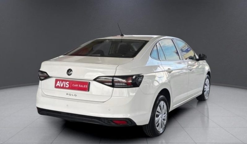 
								VOLKSWAGEN POLO SEDAN 1.6 BASE full									