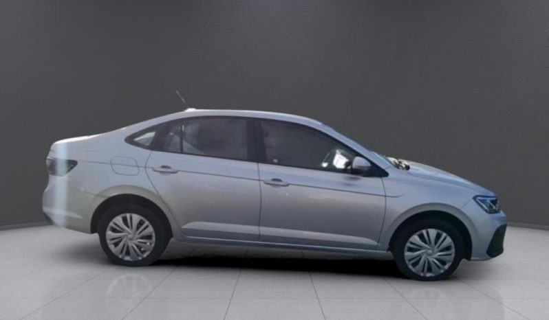 
								VOLKSWAGEN POLO SEDAN 1.6 BASE full									