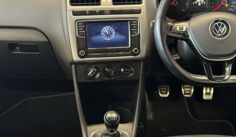 
								Volkswagen Polo Vivo Hatch 1.0 Tsi Gt full									