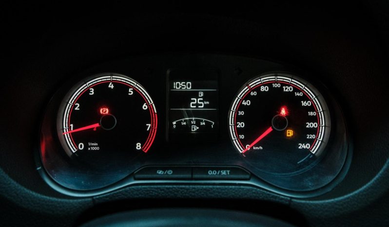 
								Volkswagen Polo Vivo Hatch 1.4 full									