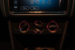 
										Volkswagen Polo Vivo Hatch 1.4 full									