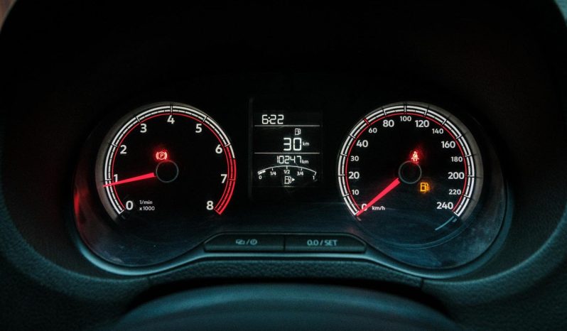 
								Volkswagen Polo Vivo Hatch 1.4 full									