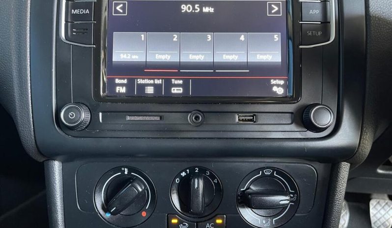 
								Volkswagen Polo Vivo Hatch 1.4 Comfortline full									