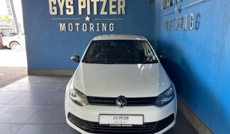 
								Volkswagen Polo Vivo Hatch 1.4 Comfortline full									