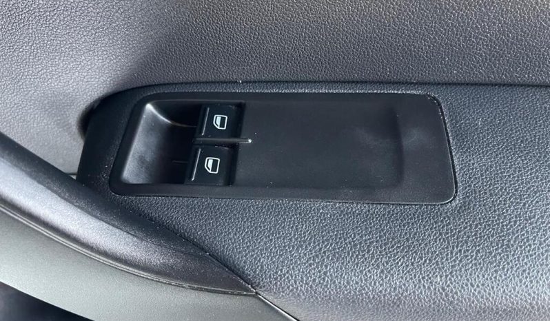 
								Volkswagen Polo Vivo Hatch 1.4 Comfortline full									