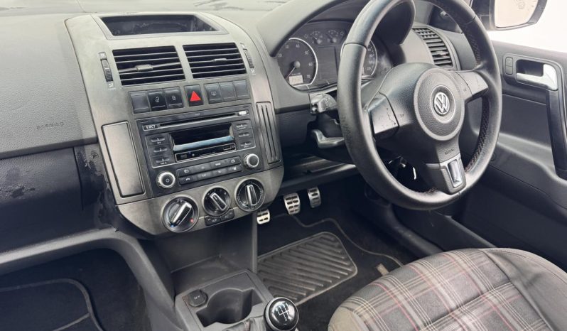 
								Volkswagen Polo Vivo Hatch 1.6 Gts full									