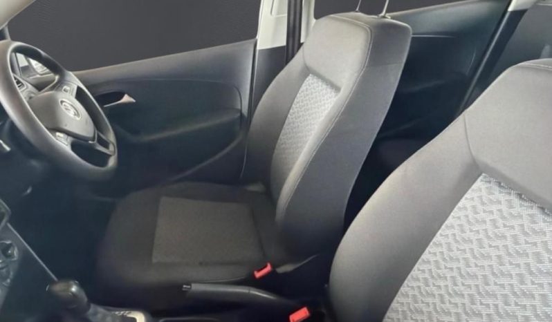 
								VOLKSWAGEN POLO VIVO HATCH 1.6 LIFE full									