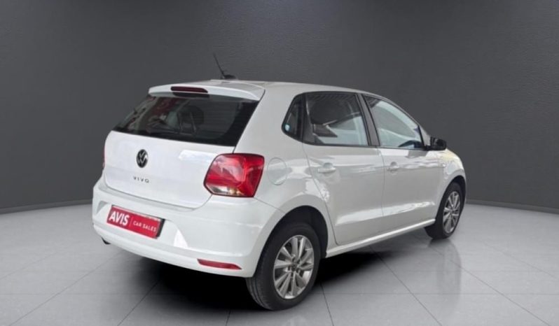 
								VOLKSWAGEN POLO VIVO HATCH 1.6 LIFE full									