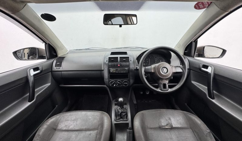 
								Volkswagen Polo Vivo Sedan 1.6 Comfortline full									