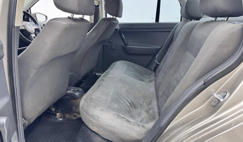 
								Volkswagen Polo Vivo Sedan 1.6 Comfortline full									