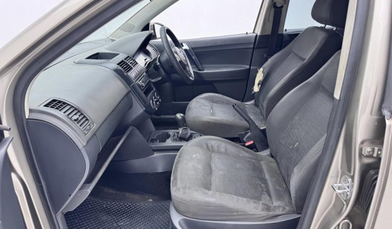 
								Volkswagen Polo Vivo Sedan 1.6 Comfortline full									