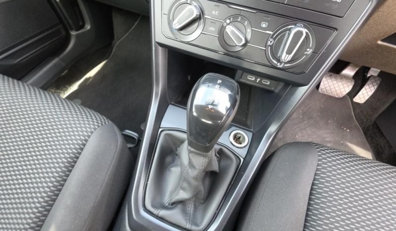 
								VOLKSWAGEN T-CROSS 1.0 TSI LIFE full									