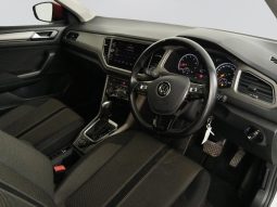 
										Volkswagen T-Roc 2.0 Tsi Design Dsg full									