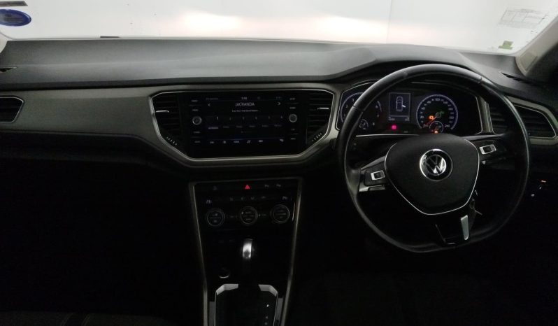 
								Volkswagen T-Roc 2.0 Tsi Design Dsg full									