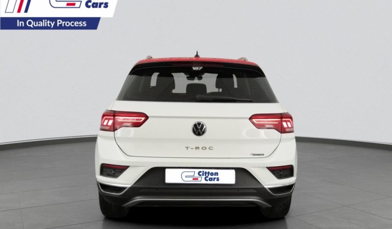 
								Volkswagen T-Roc 2.0 Tsi Design Dsg full									