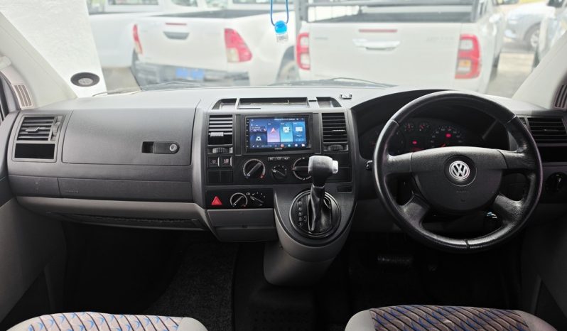 
								Volkswagen T5 Kombi 2.5 Tdi Swb Tiptronic full									