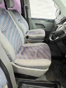 
										Volkswagen T5 Kombi 2.5 Tdi Swb Tiptronic full									