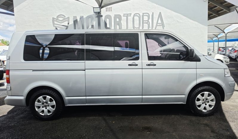 
								Volkswagen T5 Kombi 2.5 Tdi Swb Tiptronic full									