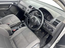 
										Volkswagen Touran 1.2 Tsi Trendline full									