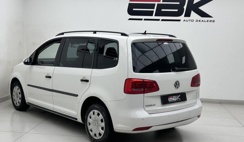 
								Volkswagen Touran 1.2 Tsi Trendline full									