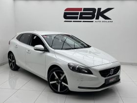 Volvo V40 T3 R-Design