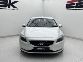 Volvo V40 T3 R-Design