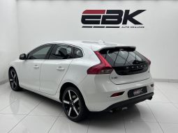 Volvo V40 T3 R-Design