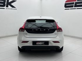 Volvo V40 T3 R-Design